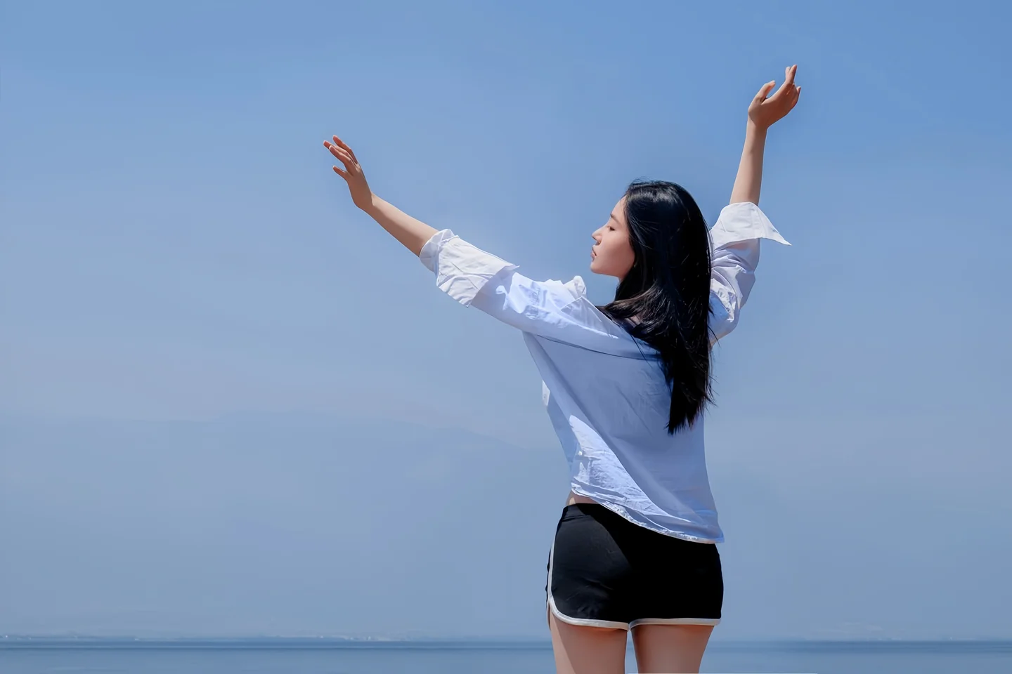 年年 - 白衬衫 [49P-91MB] tg@simisebaisi 【丝足阁】006.webp